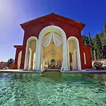 Veneziano Lefkada ニドリ