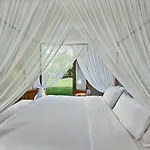 Veneziano Lefkada ホテル 4*
