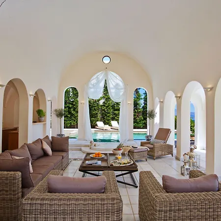 Veneziano Lefkada Отель 4*