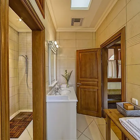 Veneziano Lefkada Νυδρί